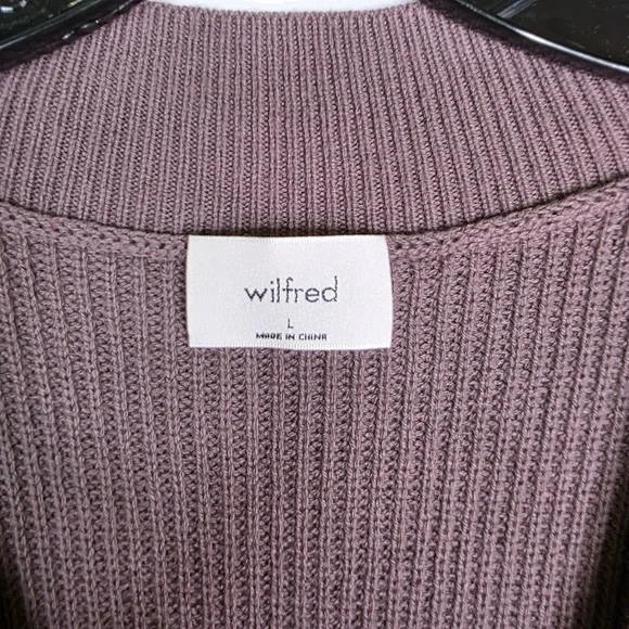 Wilfred wool/ cotton knit V neck pull over - Picture 4 of 5